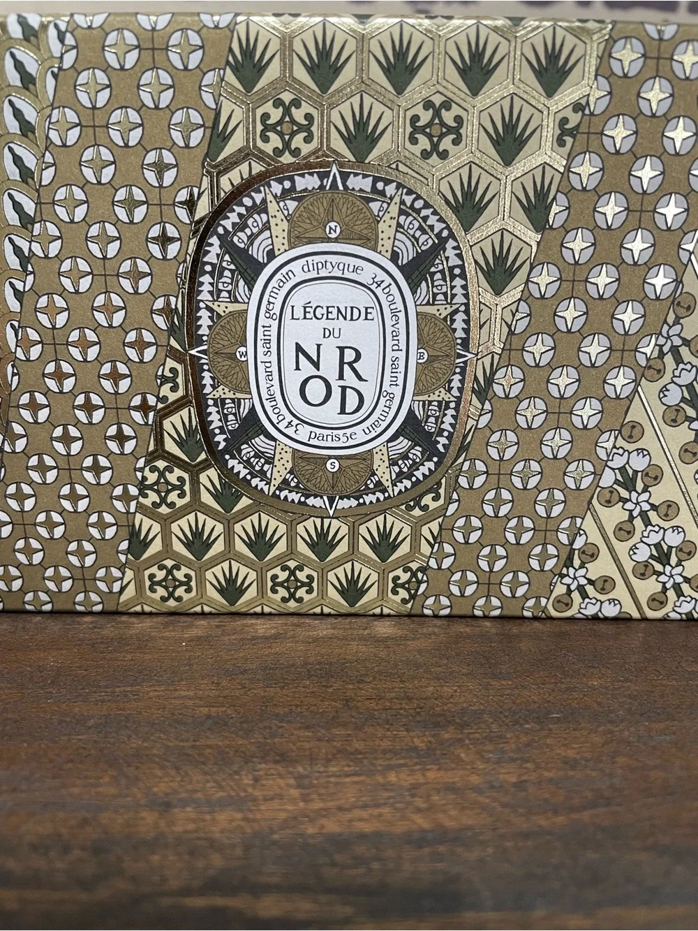 New diptyque Decorative Candle Set